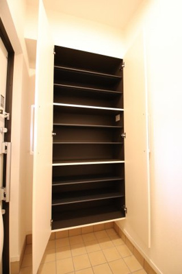 【収納】 | エレガント茱萸木Ⅲ | シューズボックス