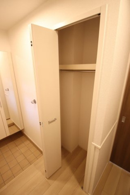 【収納】 | エレガント茱萸木Ⅲ | 玄関収納