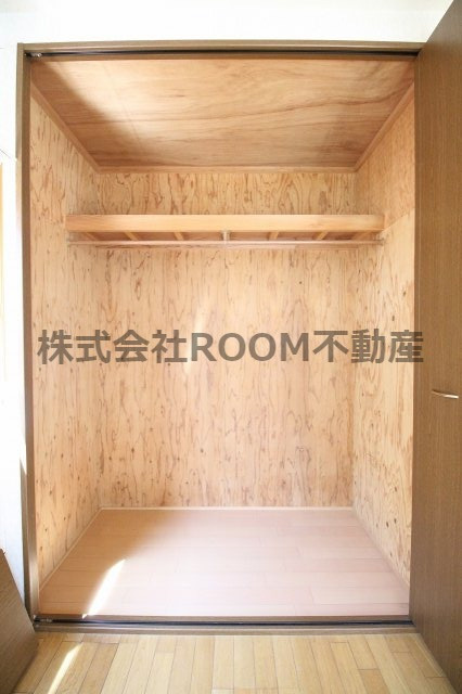 原口貸家(樺山3111)の収納