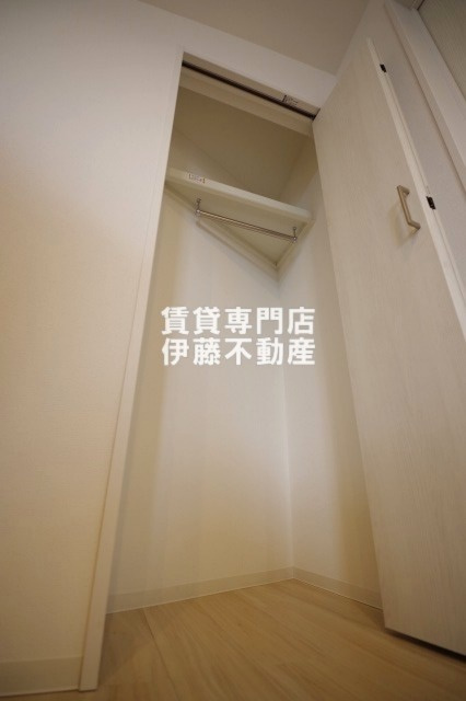 プリシェール名塚の収納|クローゼット