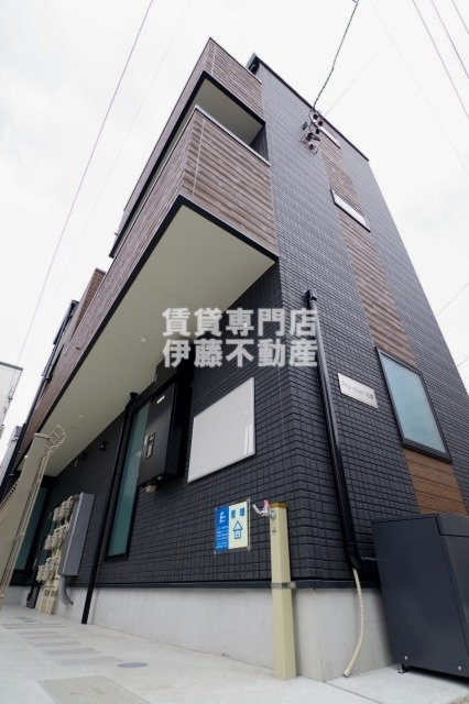 プリシェール名塚