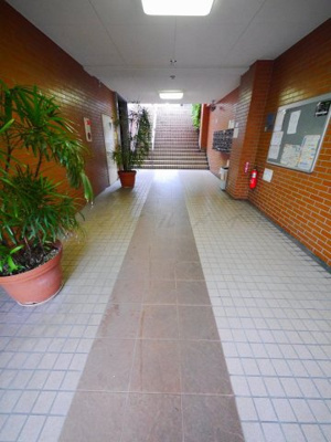 【ロビー】 | アーバンスプラザイシワタ３