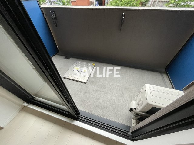 サムティ大阪GRAND EASTのバルコニー