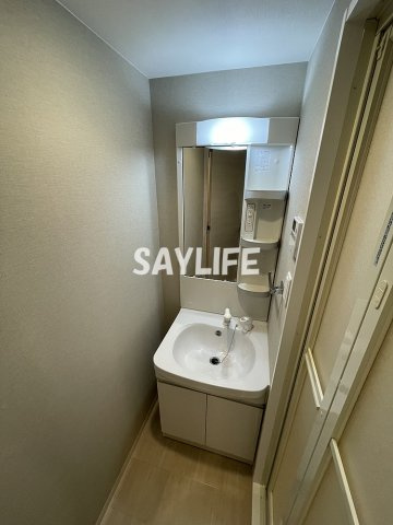 サムティ大阪GRAND EASTの洗面所