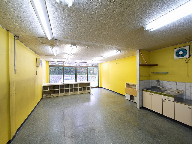 粕本ビルの内装|中はこのようになっています