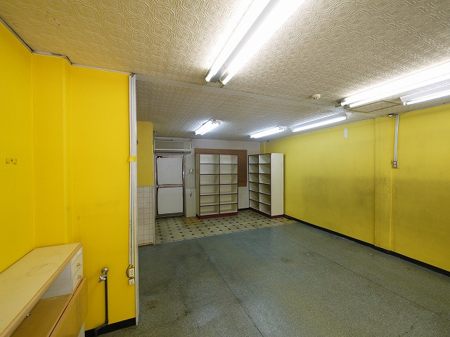 粕本ビルの内装|おしゃれな内装です