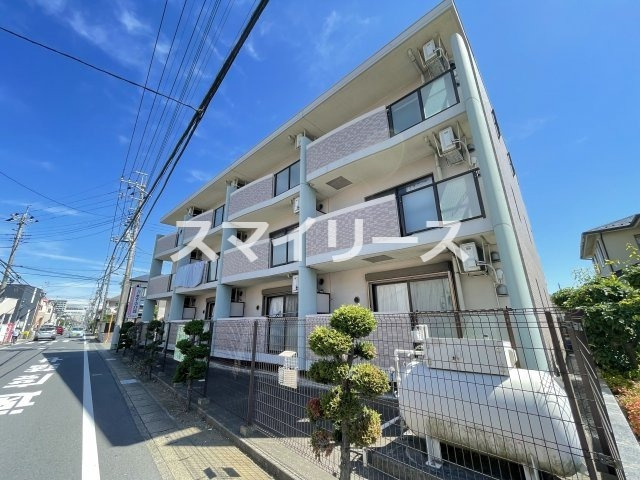 ロイヤル ガーデンの外観