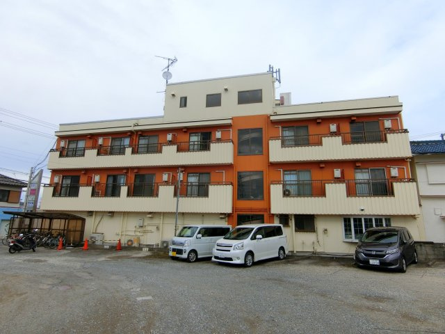 フォンテ・ウノの外観