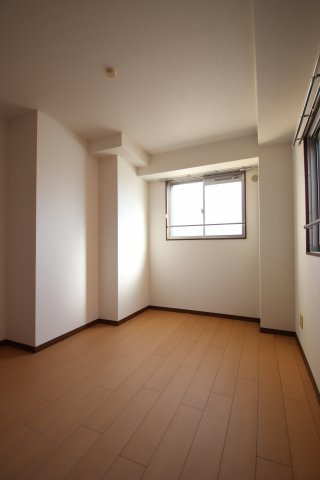 【洋室】 | インテックスⅢ番館