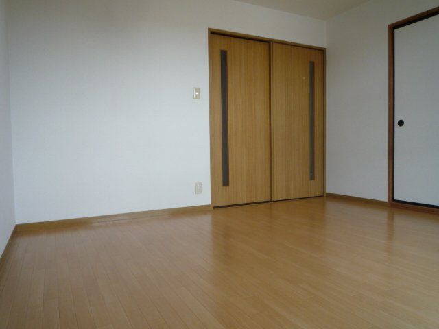 【居間・リビング】 | 使いやすい居間です
