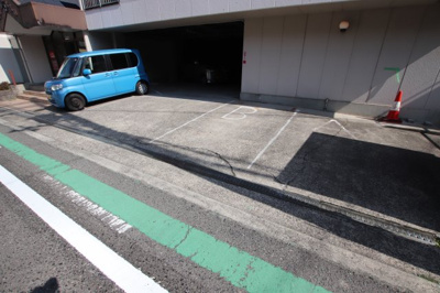 【駐車場】 | スコルピオ清和