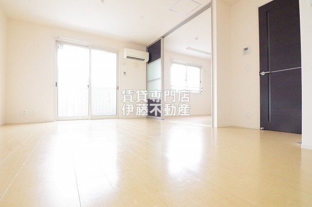 アレーズの居間・リビング