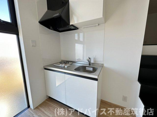 八女市本村のアパートのキッチン
