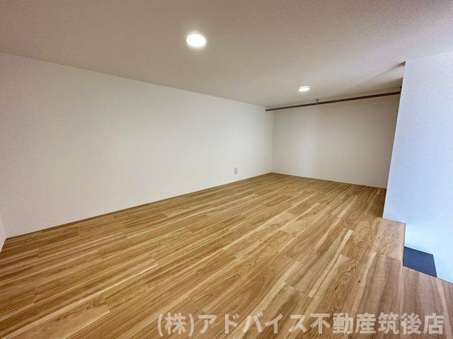 八女市本村のアパートの内装