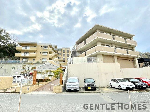 東峰マンション香住ケ丘の外観