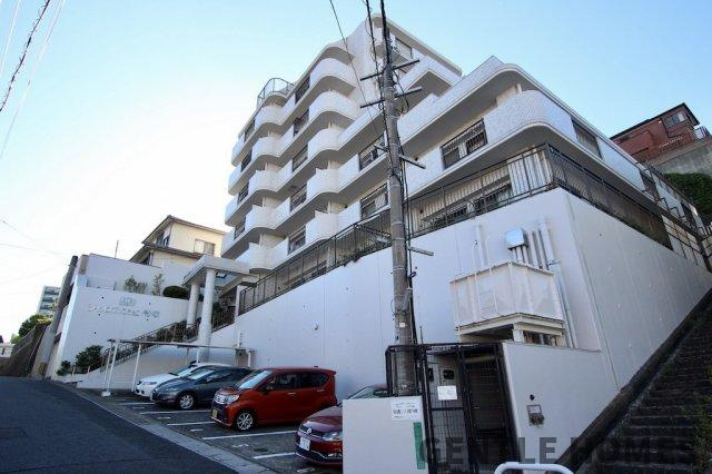 ライオンズマンション寺塚の外観