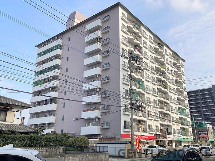 春日原ハイツの外観