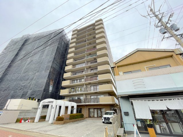 メヌエット前原駅前の外観