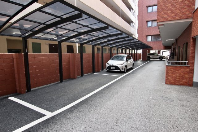 エバーライフ香椎第2の駐車場