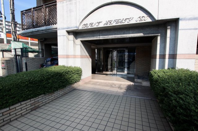 オリエントハイツ小戸のエントランス