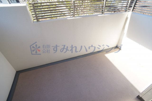 タカマツレジデンス宝塚山本のバルコニー|参考、同建物・同間取りの号室