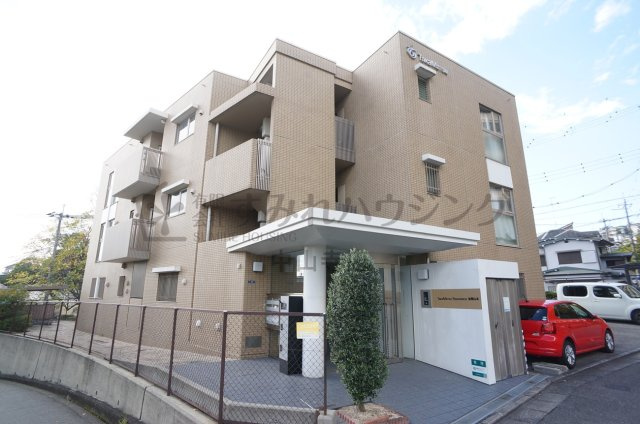 タカマツレジデンス宝塚山本の外観