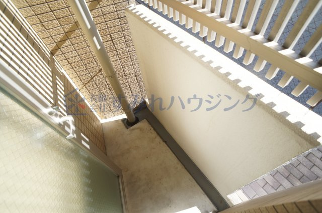 タカマツレジデンス宝塚山本のバルコニー|参考、同建物・同間取りの号室