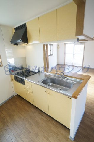 タカマツレジデンス宝塚山本のキッチン|参考、同建物・同間取りの号室