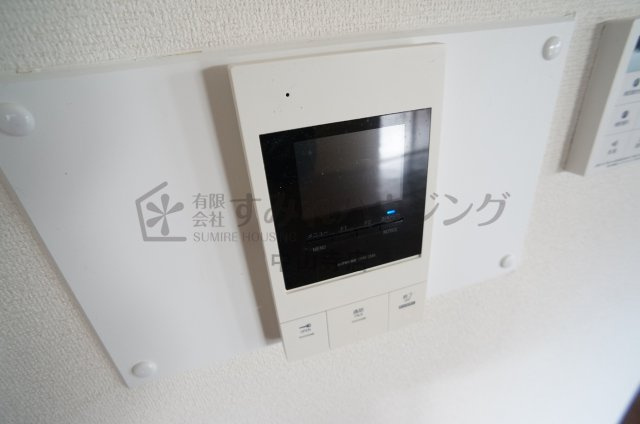 タカマツレジデンス宝塚山本の居間・リビング|参考、同建物・同間取りの号室