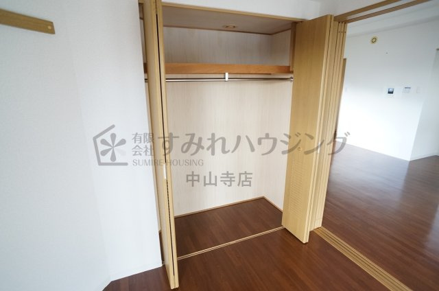 タカマツレジデンス宝塚山本の収納|参考、同建物・同間取りの号室