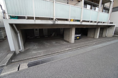 【駐車場】 | エステート葛城