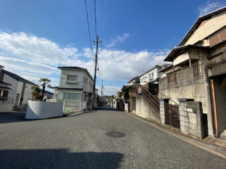 【前面道路含む現地写真】 | 宇治市木幡南山　売土地　建築条件なし | 徒歩約20分歩けば黄檗公園プールがあり、夏休み期間中ご家族と何度も遊びに行けます！