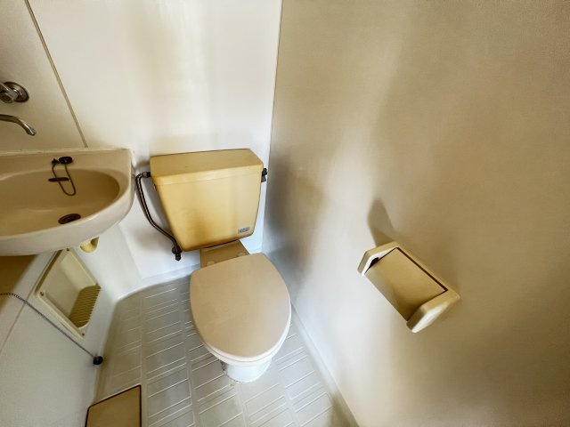 バーバーアダチのトイレ