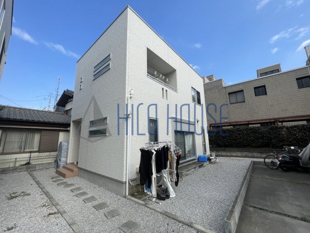 鯨井サイコロの外観