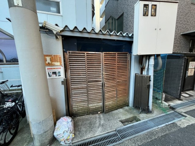 【その他】 | シャトル２ | ゴミ置き場です