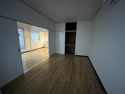 【居間・リビング】 | シャトル２ | 居間です