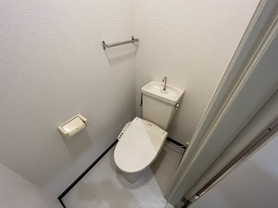 【トイレ】 | シャトル２ | トイレです