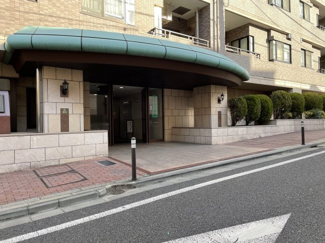 ライオンズマンション文京白山のエントランス|参考