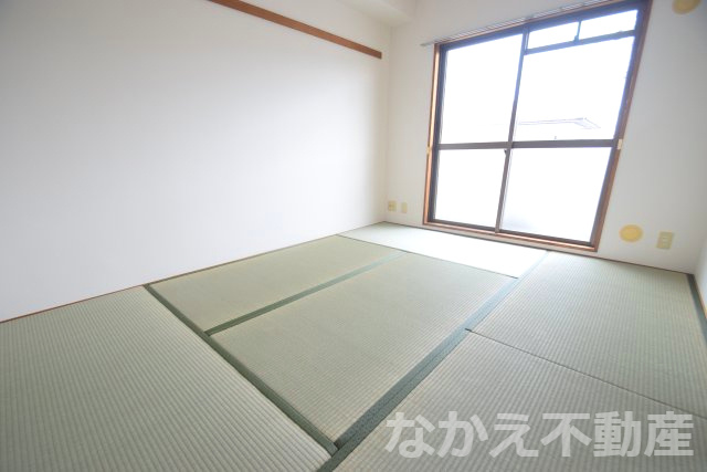 【和室】 | 畳の上でゆっくりとくつろげる和室です