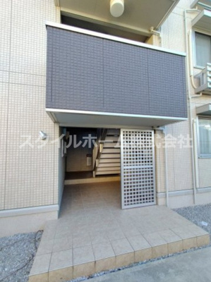 【エントランス】 | ヴァイオレット