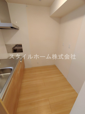 【キッチン】 | ヴァイオレット | 別部屋写真です。