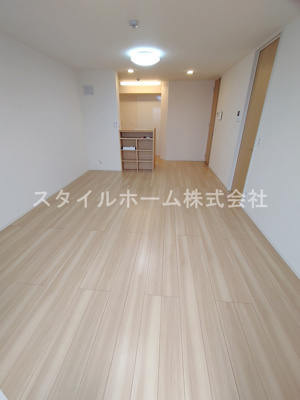 【居間・リビング】 | ヴァイオレット | 別部屋写真です。