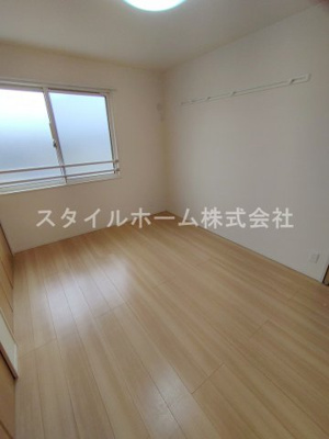 【居間・リビング】 | ヴァイオレット | 別部屋写真です。