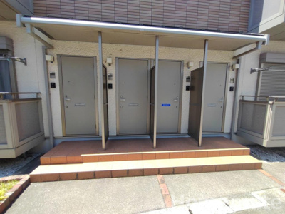 【エントランス】 | ウィステリア ハウス