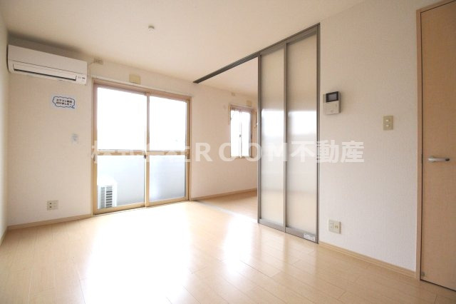 ヴィラ・モナリエール の居間・リビング|おしゃれなリビングです