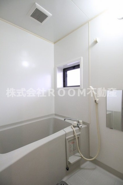 ヴィラ・モナリエール の浴室|落ち着いた空間のお風呂です