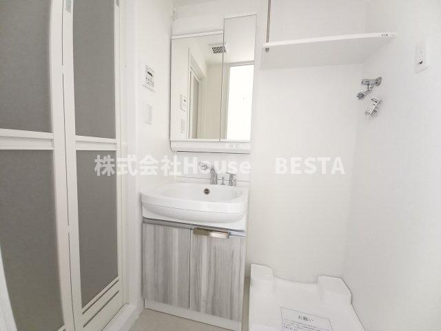 ワールドアイ神戸ハーバーランドの独立洗面台