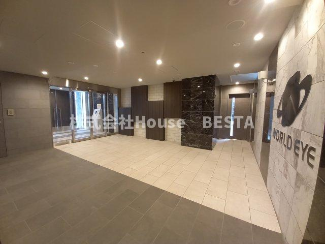 ワールドアイ神戸ハーバーランドのエントランス