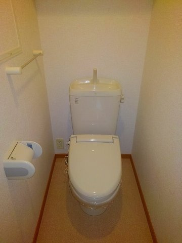 クレセント中ノ坪のトイレ