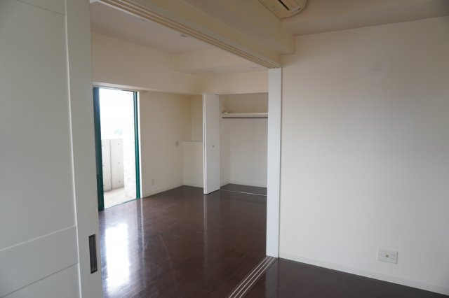 仲介手数料0！！Gramercy Shiromi-doriの洋室